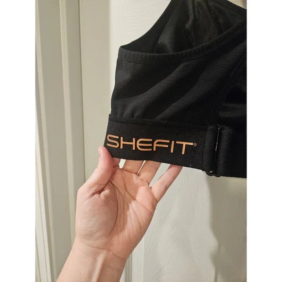 Shefit Ultimate Sports Bra 1Luxe Black Adjustable Zip High Support - Picture 4 of 6